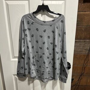 Gray Skull Print Women's Top T187